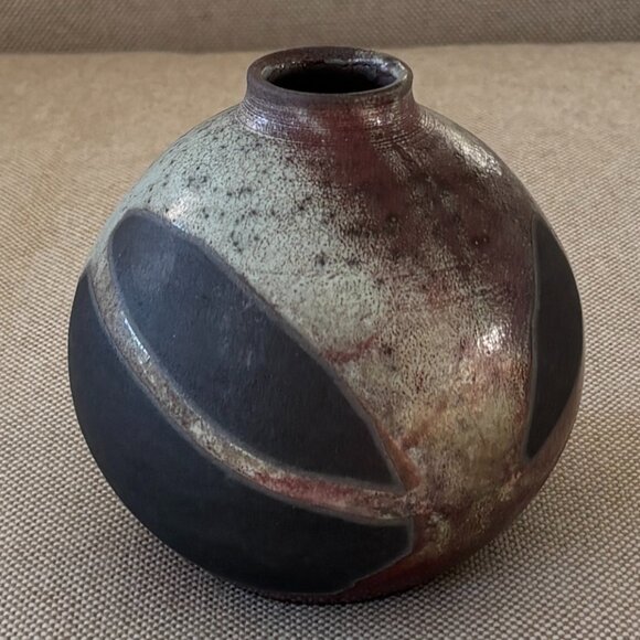 Small Round Hand Made Raku Vase - Picture 2 of 6